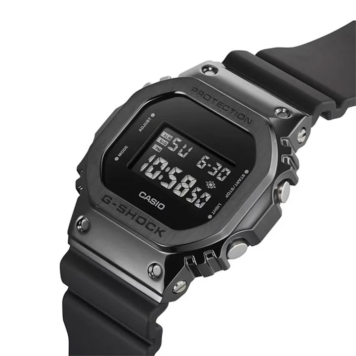 ساعت مچی اسپرت کاسیو G-Shock مدل GM-5600UB-1DR