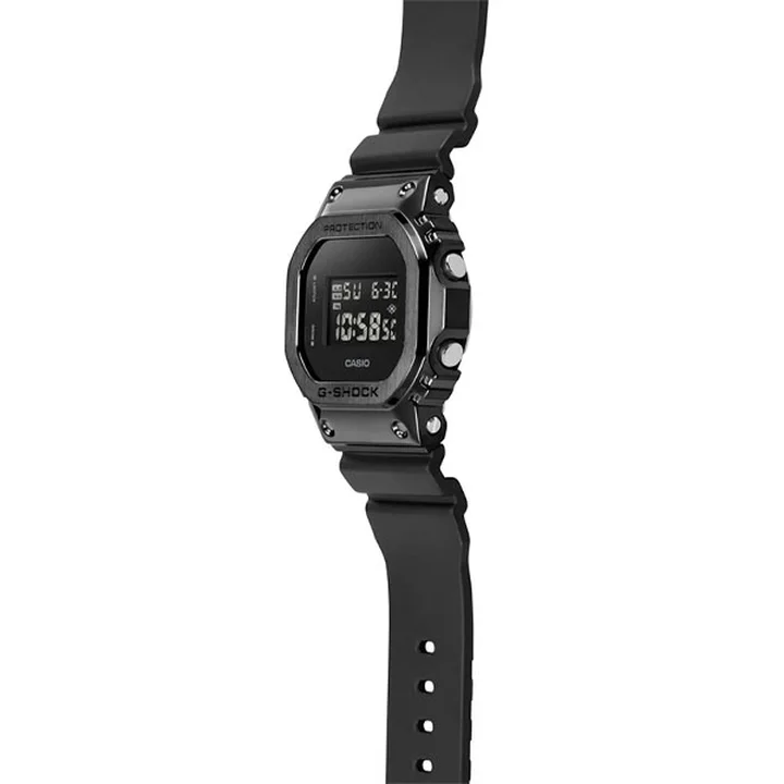 ساعت مچی اسپرت کاسیو G-Shock مدل GM-5600UB-1DR